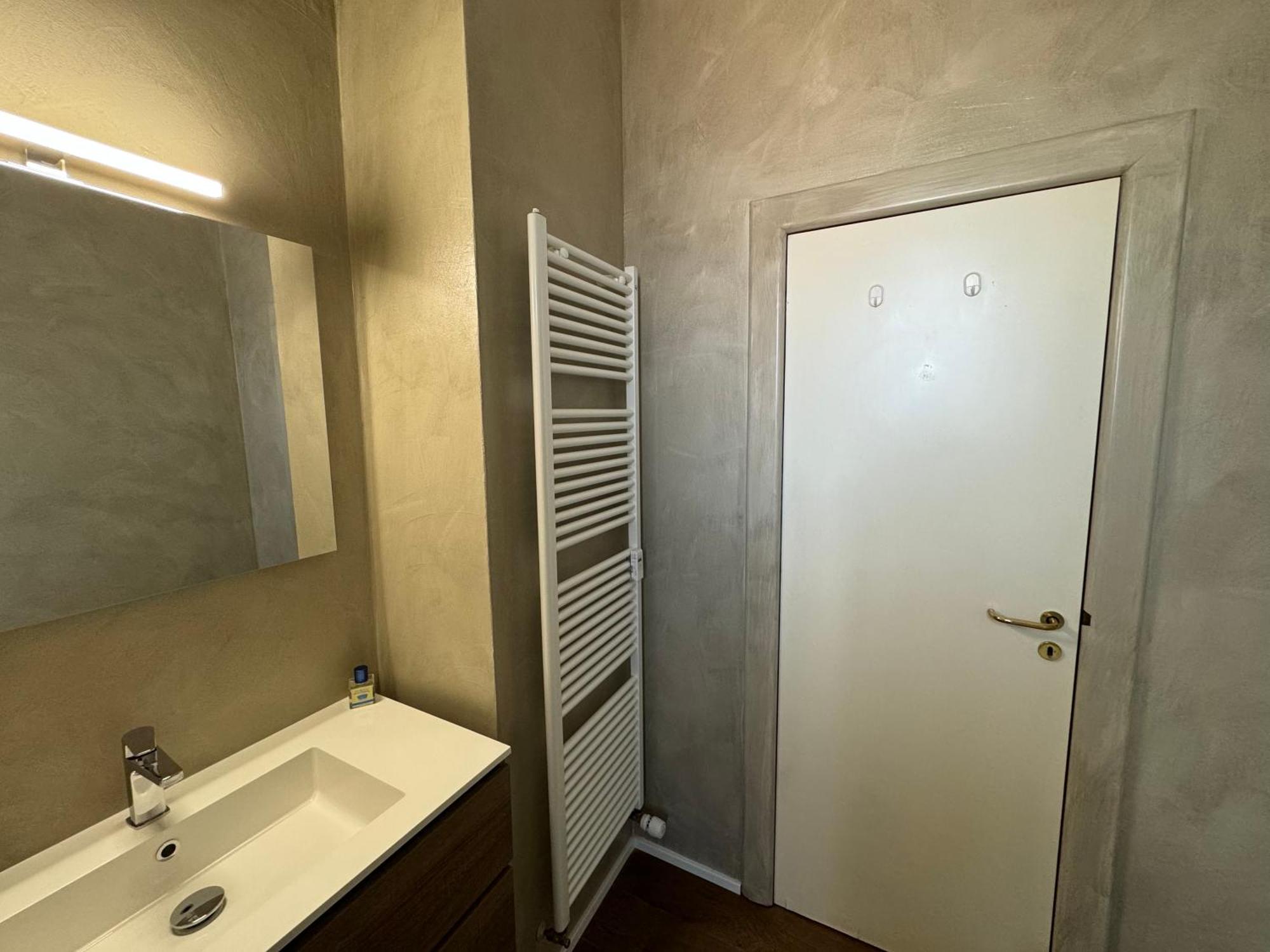 Nicholas B&B City Center- Apartment Bologna Bagian luar foto